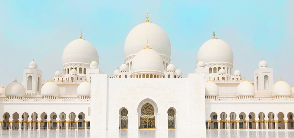 Islam Itu Sempurna, Sedangkan Umatnya Adalah Manusia Biasa Yang Tidak Sempurna